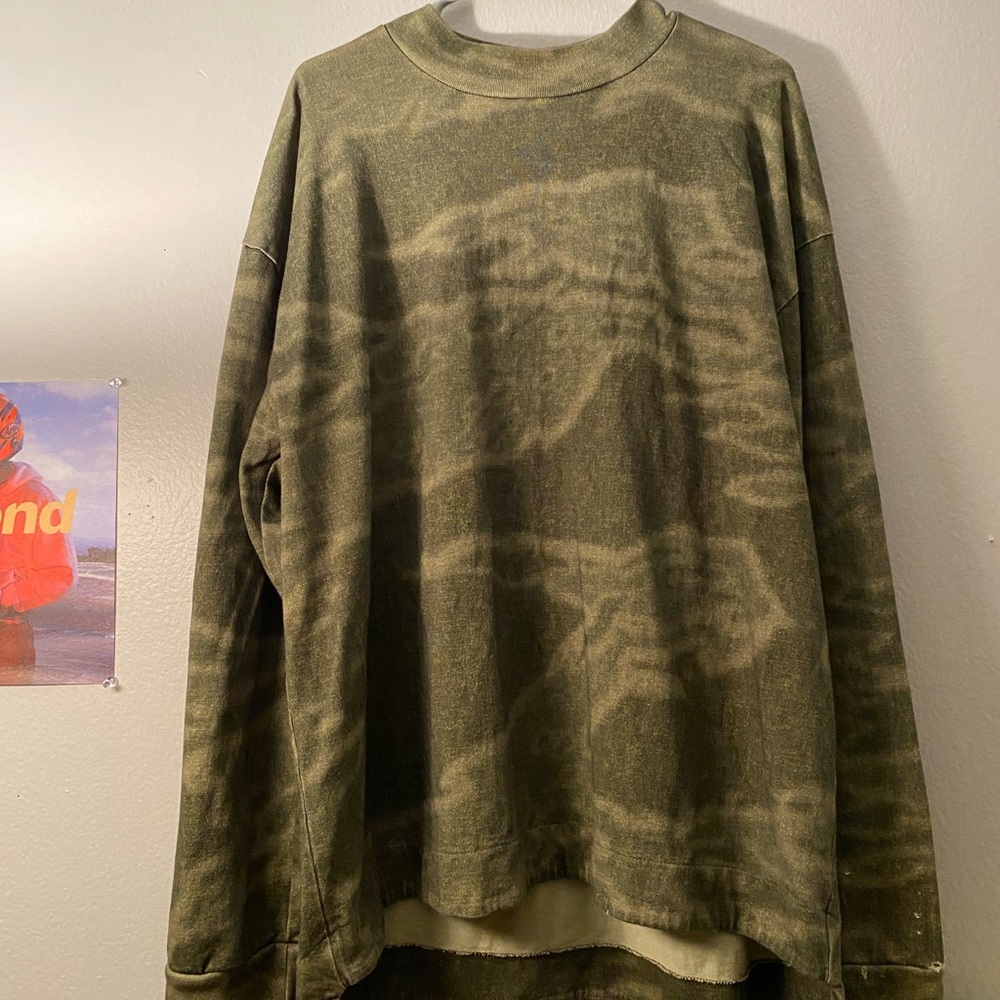 Yeezy season 3 sweater